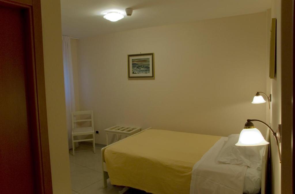 Hotel Cristallo Lerici Quarto foto